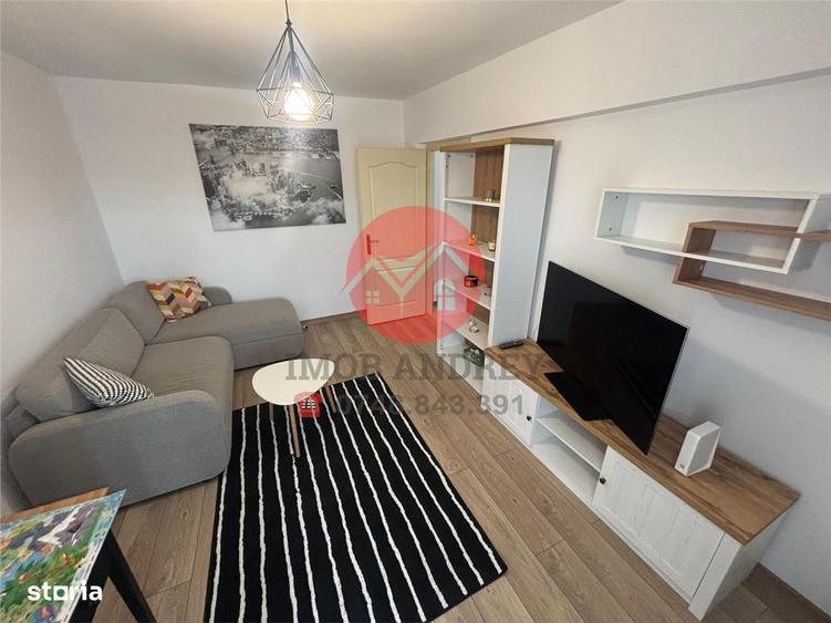 Apartament cu 2 camere decomandat în Faleză