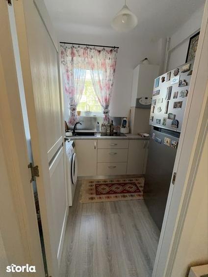 Apartament cu 3 camere decomandat, mobilat în Rahova
