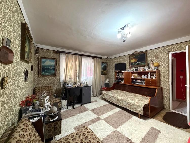 Apartament cu 2 camere semidecomandat, mobilat în Cetate