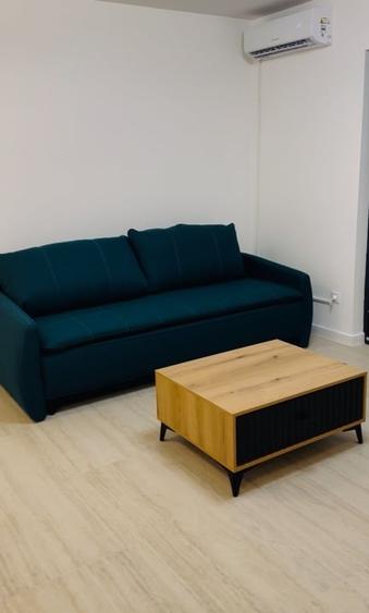 Apartament cu 2 camere decomandat, mobilat în Decebal