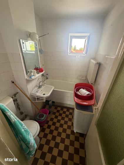 Apartament cu 3 camere decomandat în Nicolae Bălcescu