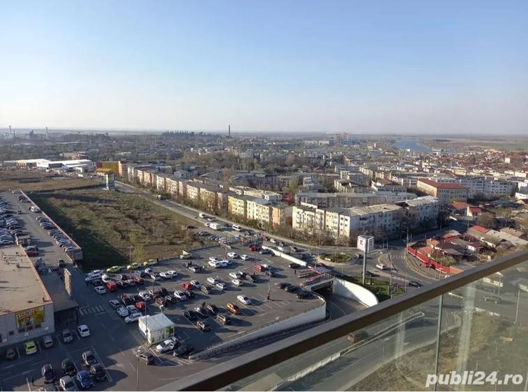 Garsonieră decomandată în Central