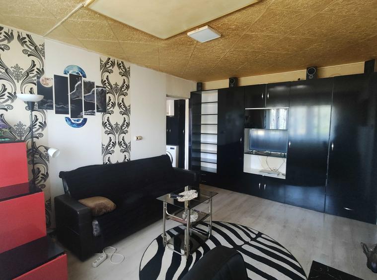 Apartament cu 2 camere semidecomandat în Exterior Vest