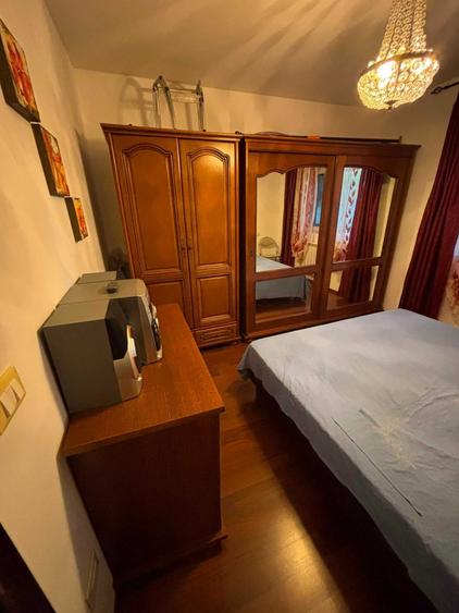 Apartament cu 2 camere decomandat în Craiovița Nouă