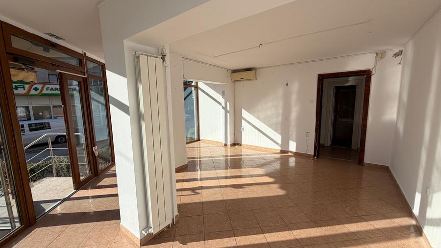 Spatiu comercial de inchiriat Rogerius - 2