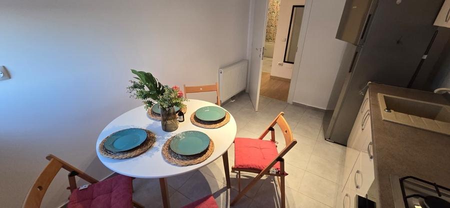 Apartament cu 2 camere semidecomandat în Theodor Pallady
