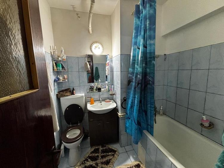 Apartament cu 2 camere decomandat, mobilat în Ostroveni