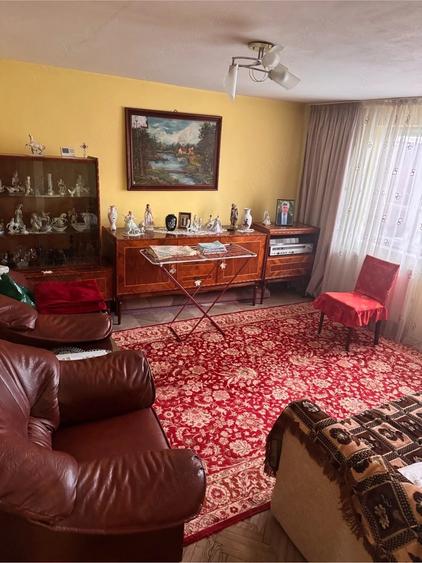 Apartament cu 2 camere decomandat în Exterior Vest