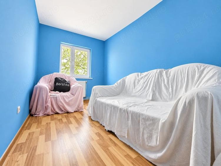 Apartament cu 3 camere decomandat în Central