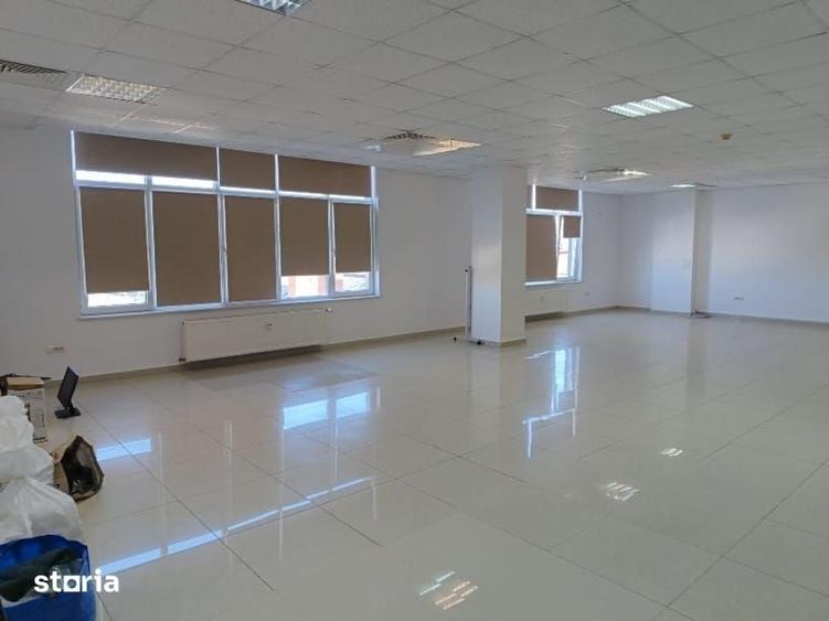 Spațiu comercial, de 135 mp, în Central