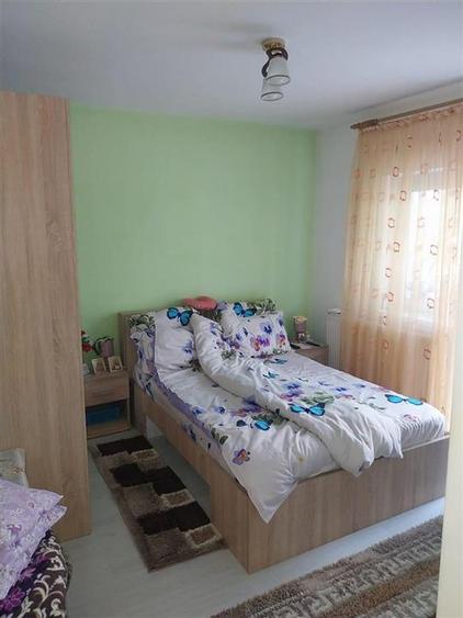 Apartament cu 2 camere decomandat în Răcădău
