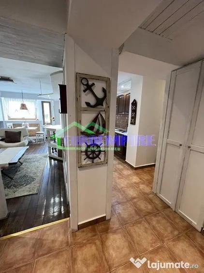 Apartament cu 4 camere decomandat în Central
