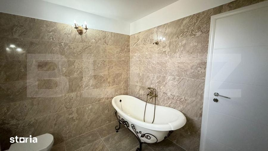 Casă cu 6 camere cu Teren 2000 Mp în Cârcea