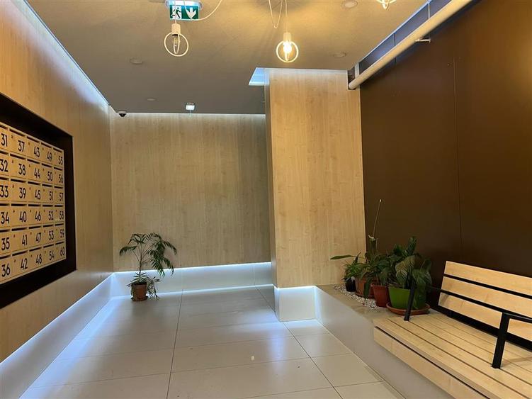 Apartament cu 2 camere decomandat în Ultracentral