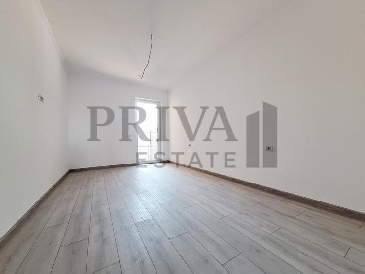 Duplex cu 3 camere cu Canalizare în Urseni