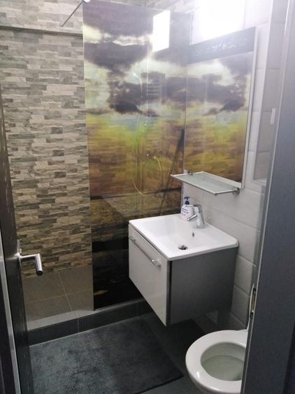 Apartament cu 4 camere în Răcădău