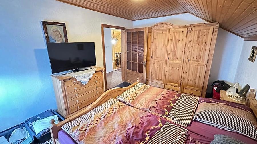 Casă cu Teren 1420 Mp în Ghiroda