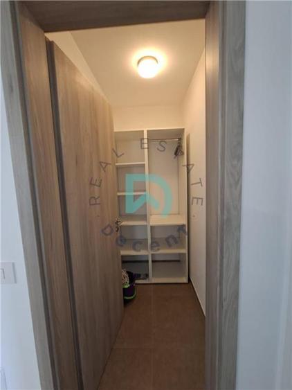 Apartament cu 2 camere decomandat în Tractorul