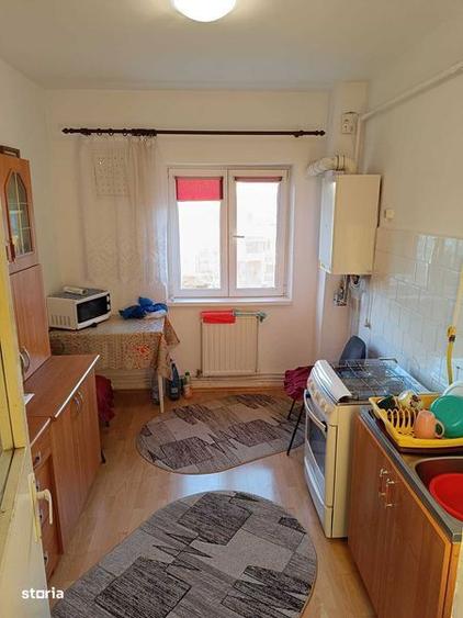 Apartament 3 camere, decomadat, ultracentral Hateg - 2
