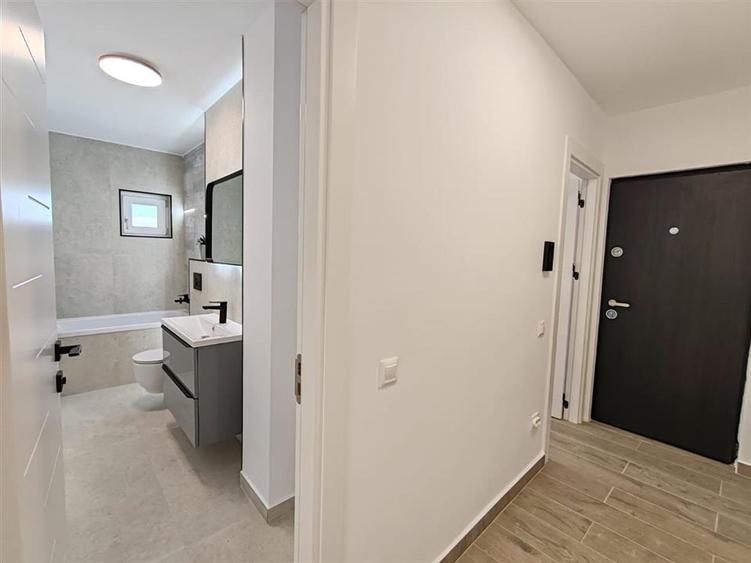 Apartament cu 2 camere decomandat în Răcădău
