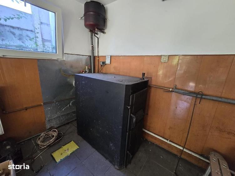 Casă cu 4 camere în Vălișoara
