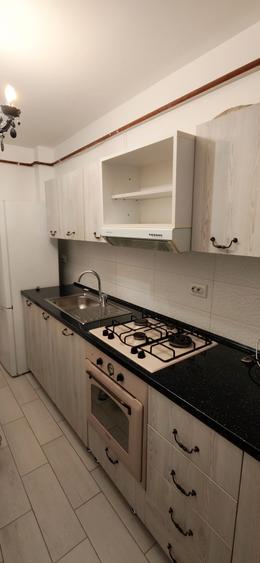 Apartament cu 2 camere decomandat în Valea Adâncă