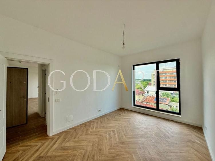 Apartament cu 2 camere decomandat în Sisești