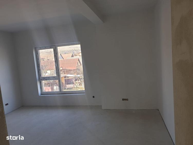 Duplex de vanzare de 130mp teren 216mp zona Floresti Crisan - 3