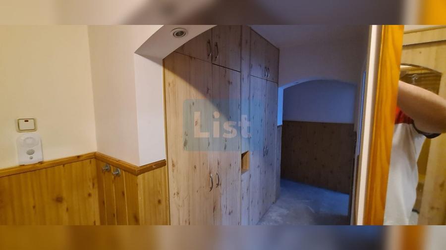 Apartament cu 2 camere decomandat, mobilat în Câmpina
