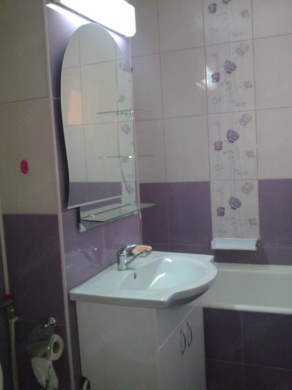 Apartament cu 2 camere decomandat în Cantemir