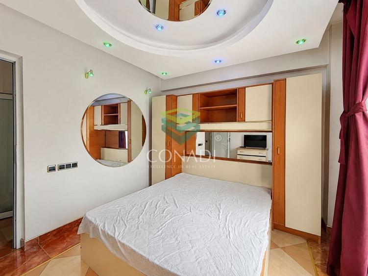 Apartament cu 3 camere semidecomandat în Cișmigiu