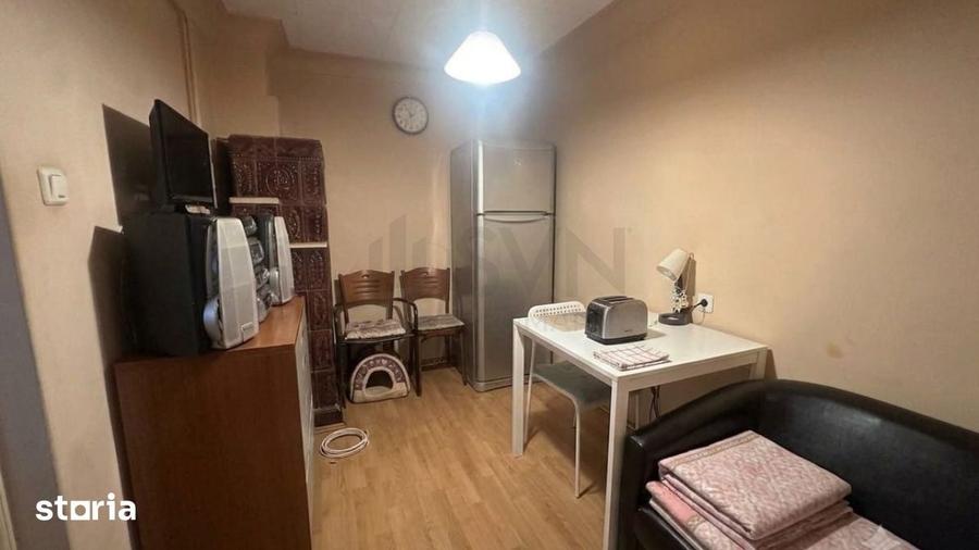 Casă cu 5 camere cu Teren 390 Mp în Chitila