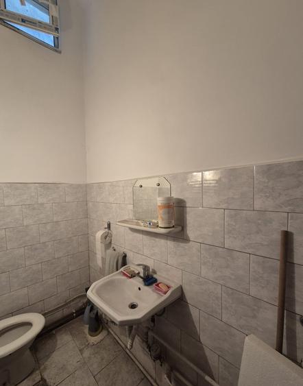 Apartament cu 2 camere nedecomandat în Central