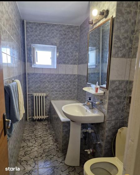 Garsonieră decomandată în Colentina