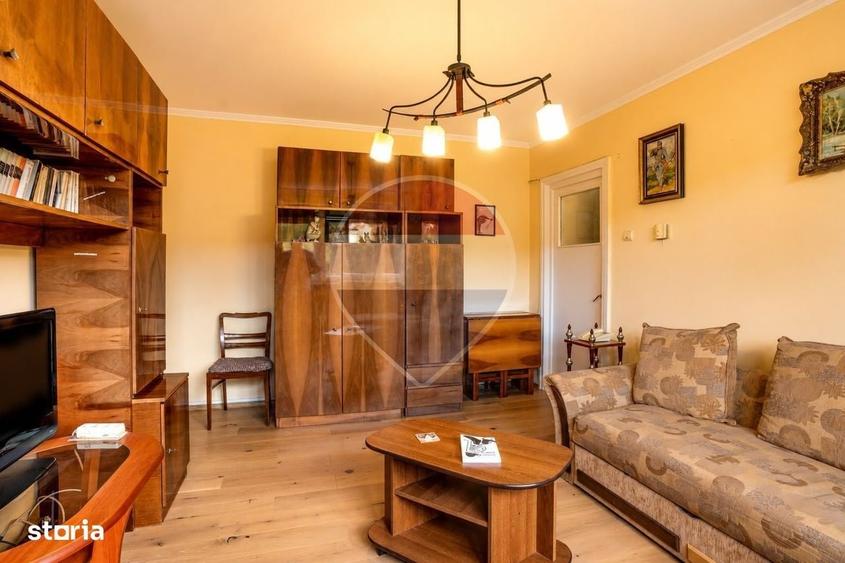 Apartament cu 3 camere semidecomandat în Grigorescu