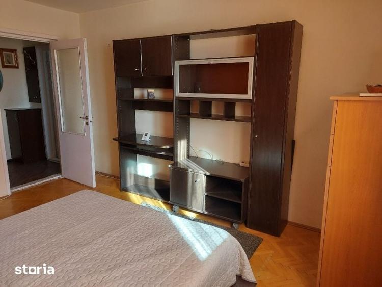 Apartament cu 3 camere în Obor
