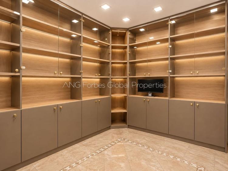 Duplex cu 5 camere cu Canalizare în Capitale