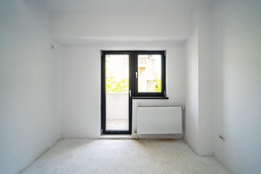Apartament cu 2 camere semidecomandat în Militari