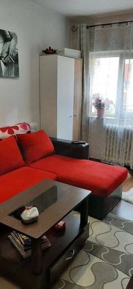 Garsoniera Lipovei langa Iulius Town etaj 1 cu balcon amenajata - 1