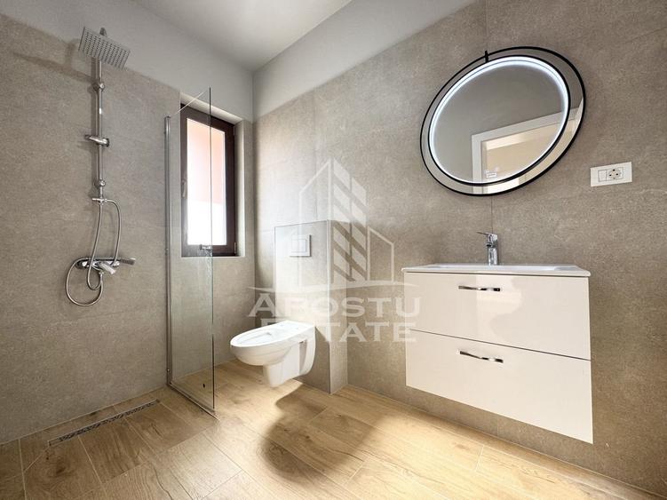 Duplex cu 5 camere cu Canalizare în Giroc