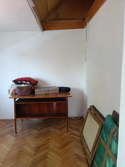 Casă cu 2 camere cu Teren 360 Mp în Central