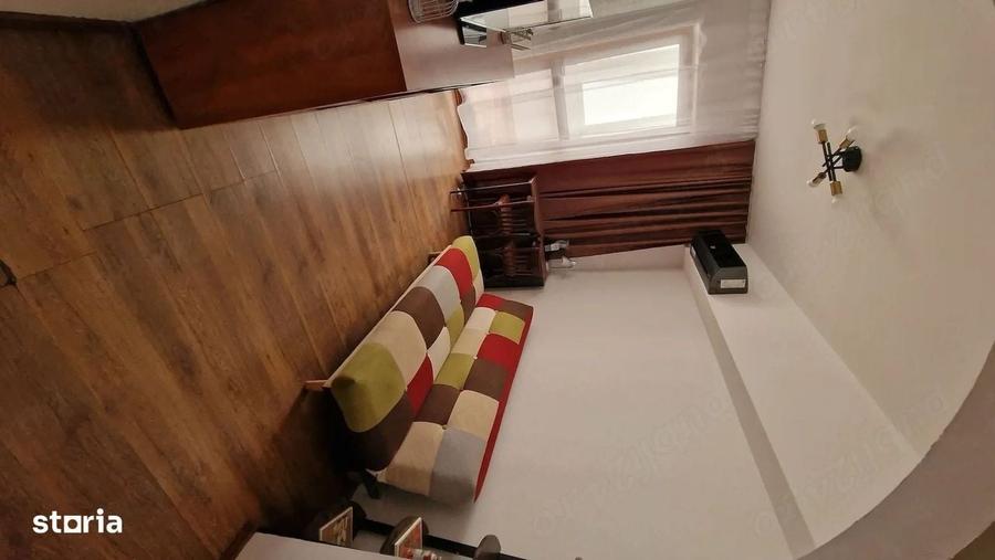 Apartament cu 3 camere decomandat în Obor