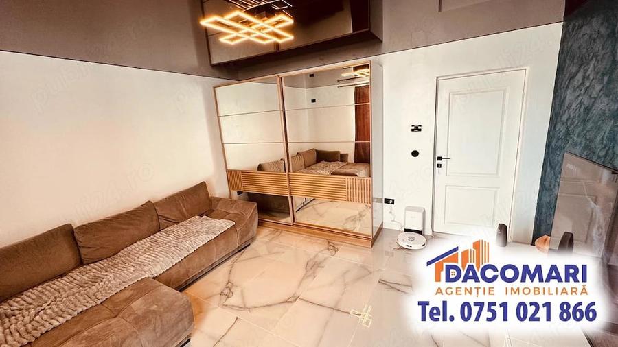 Apartament cu 2 camere decomandat în Micro 21