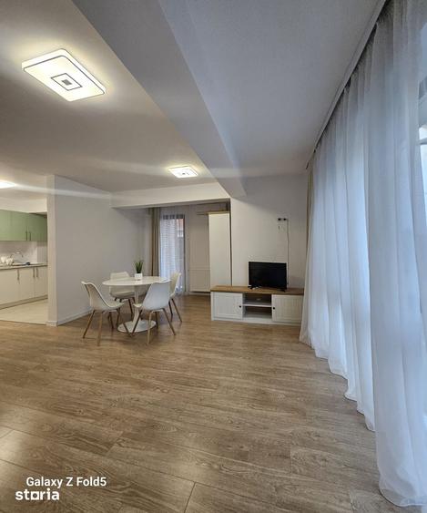 Apartament cu 3 camere decomandat în Iosia