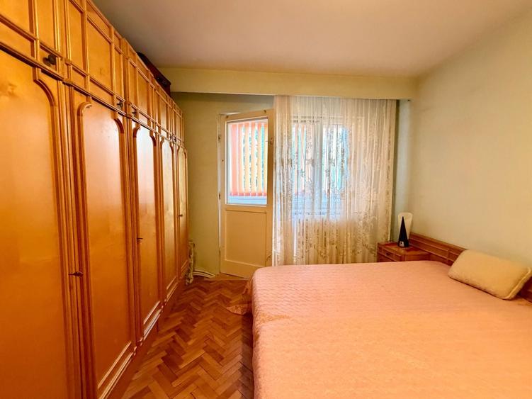 Apartament cu 3 camere decomandat, mobilat în Mănăștur