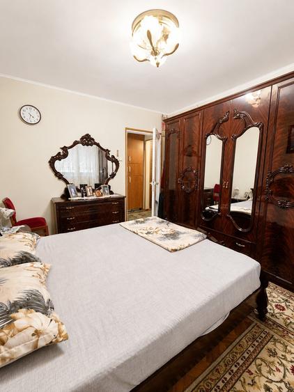Apartament cu 3 camere decomandat în Plantelor