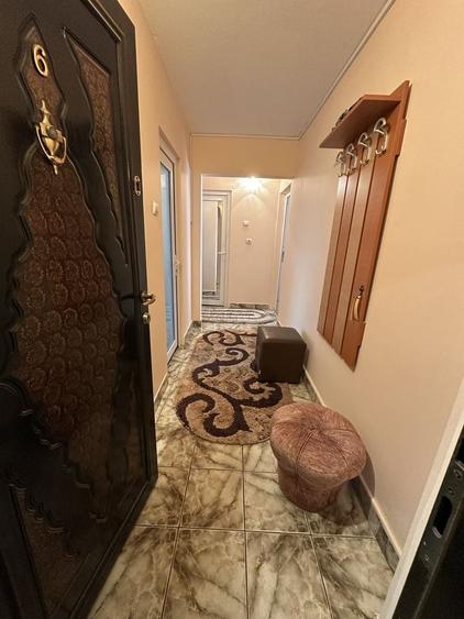 Apartament cu 2 camere în Lazu