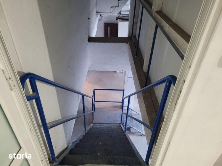 Spațiu comercial, de 350 mp, în Basarabia