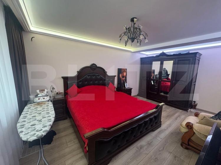 Apartament cu 4 camere decomandat, mobilat în Careiului