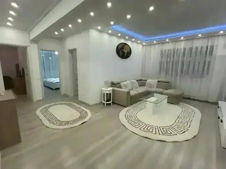 Apartament cu 3 camere decomandat în Nord